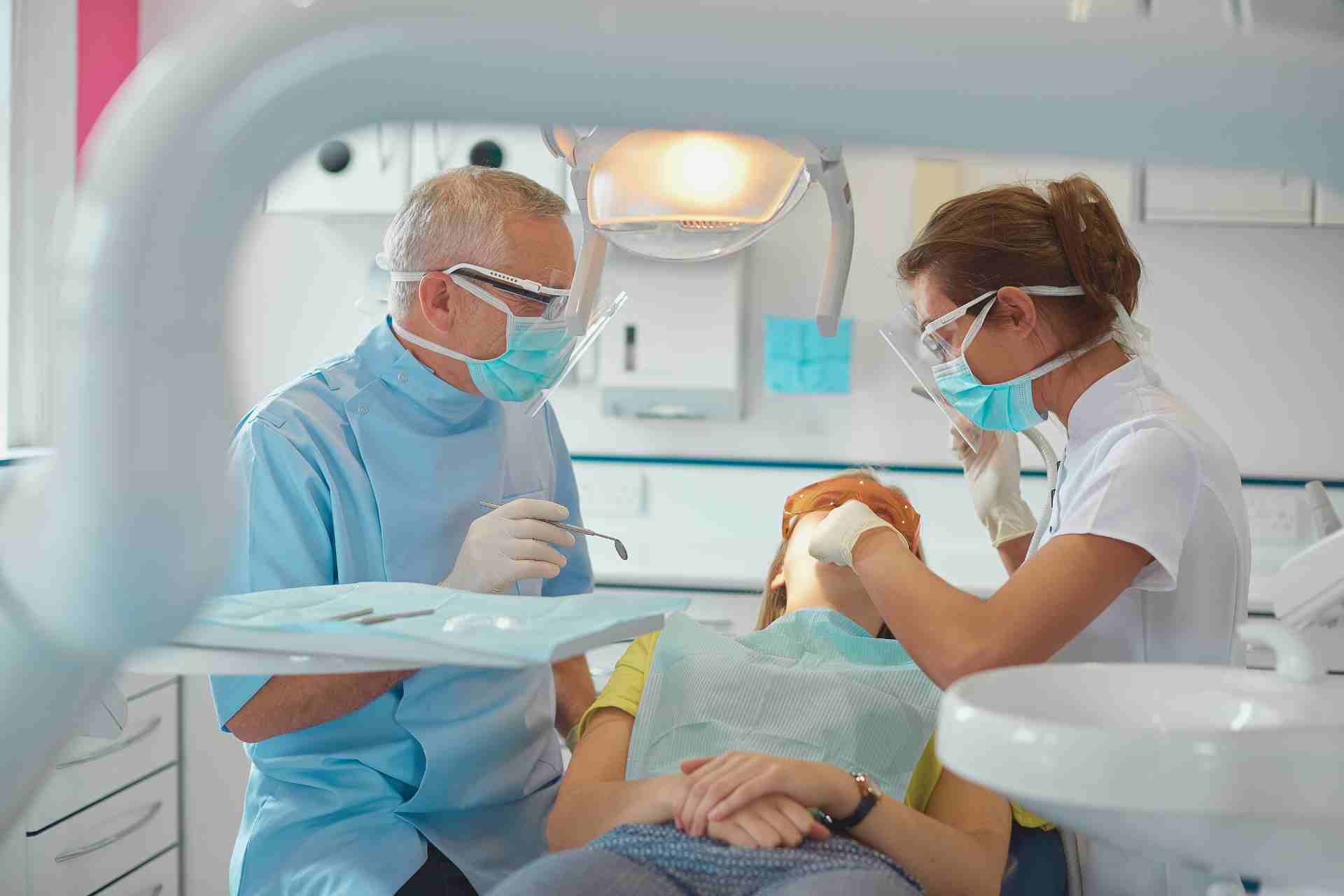 Dentist in Paramount, CA